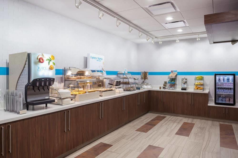 智选假日套房酒店-西普莱恩斯西南 West Plains 外观 照片